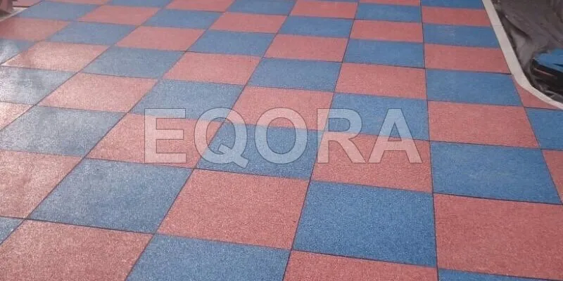 Резиновое покрытие из крошки для автосервисов в Мытищах