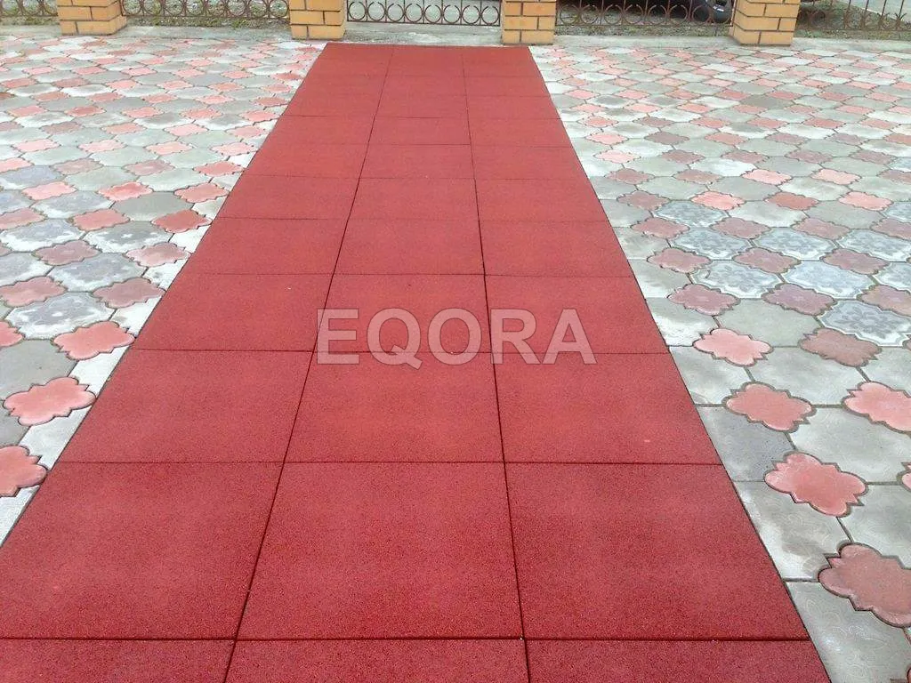 Резиновое покрытие для двора частного дома из резиновой крошки в Мытищах
